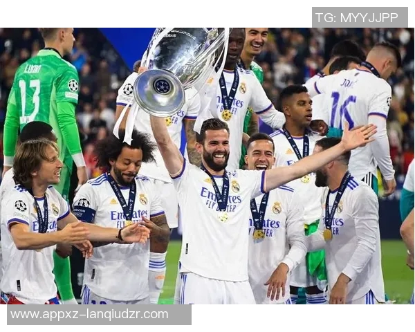 意甲观众人数创新高三十年电视收视率同步增长引发关注 意甲观众人数创新高三十年电视收视率同步增长引发关注